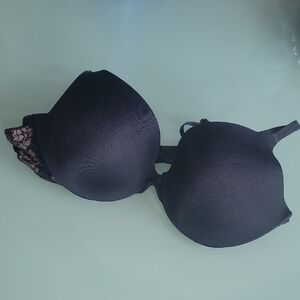 Warner's Black Lace Accent Bra